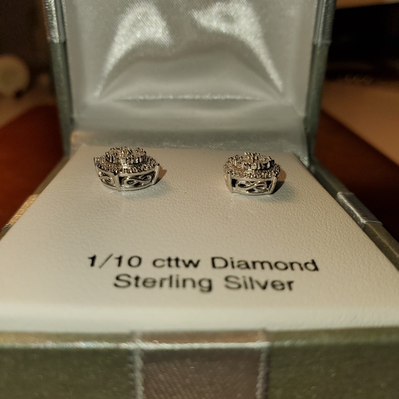 1/10 cttw Diamond Sterling Silver Earnings. - Picture 2 of 5